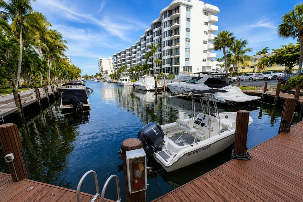 4800 Bayview 306, Fort Lauderdale, FL 33308