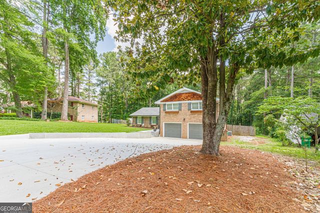 4456 Lake Ivanhoe Drive, Tucker, GA 30084