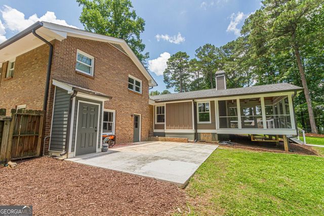 4456 Lake Ivanhoe Drive, Tucker, GA 30084