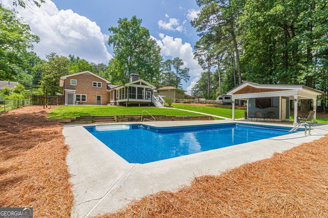 4456 Lake Ivanhoe Drive, Tucker, GA 30084