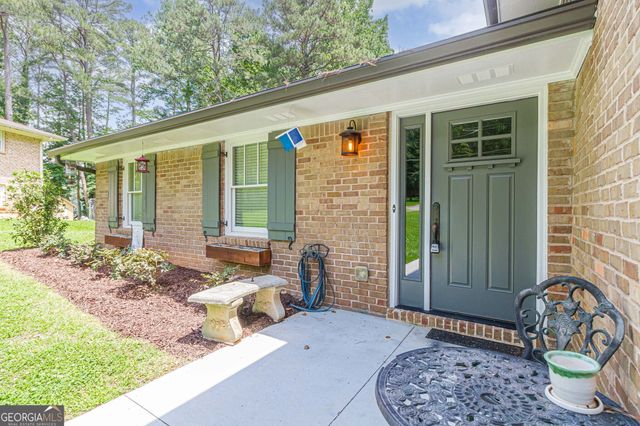4456 Lake Ivanhoe Drive, Tucker, GA 30084