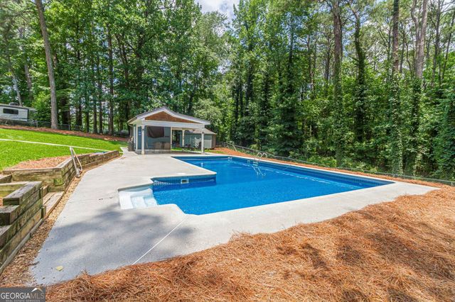 4456 Lake Ivanhoe Drive, Tucker, GA 30084
