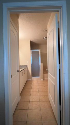 148 SW Peacock Boulevard 25-202, Port St Lucie, FL 34986