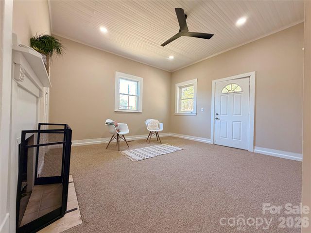18 MIDWAY Street, Granite Falls, NC 28630