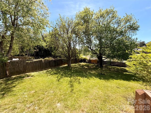 18 MIDWAY Street, Granite Falls, NC 28630