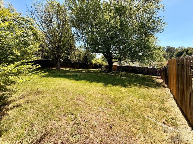 18 MIDWAY Street, Granite Falls, NC 28630