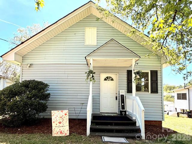 18 MIDWAY Street, Granite Falls, NC 28630