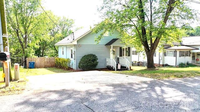 18 MIDWAY Street, Granite Falls, NC 28630