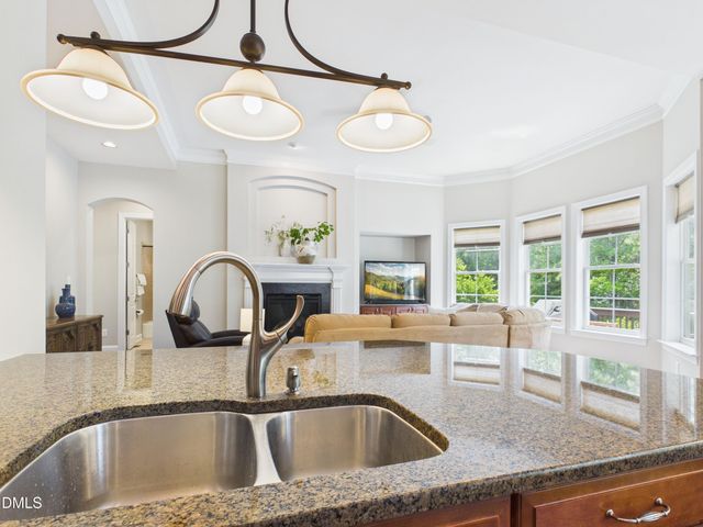 801 Long Meadows Road, Chapel Hill, NC 27516