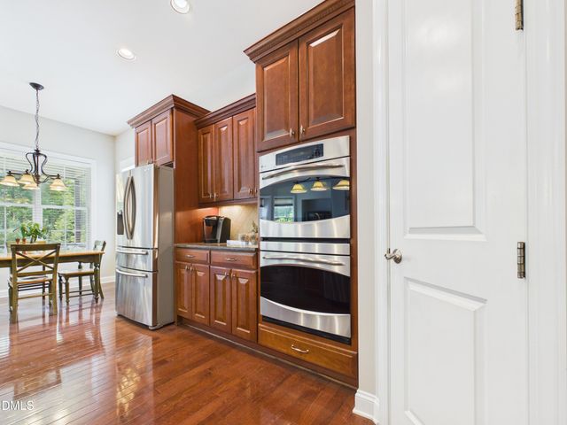 801 Long Meadows Road, Chapel Hill, NC 27516