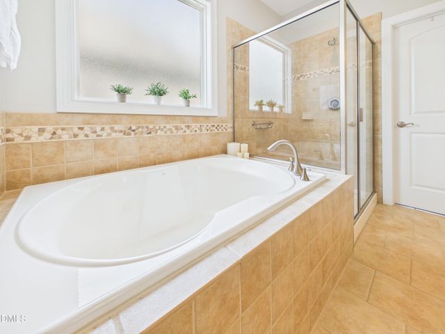 801 Long Meadows Road, Chapel Hill, NC 27516