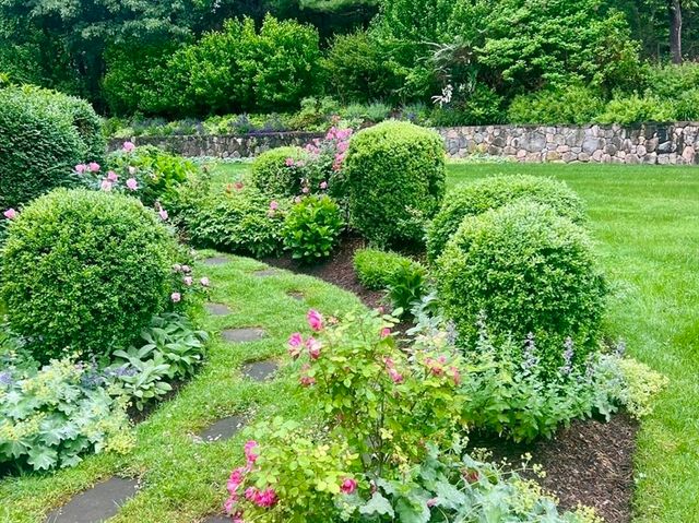 448 & 454 Concord Road, Weston, MA 02493