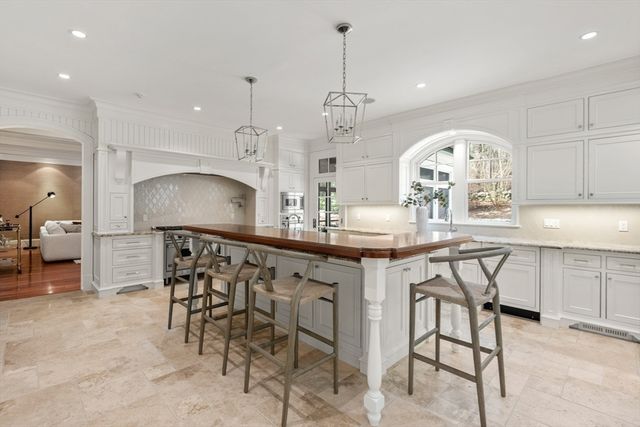 448 & 454 Concord Road, Weston, MA 02493