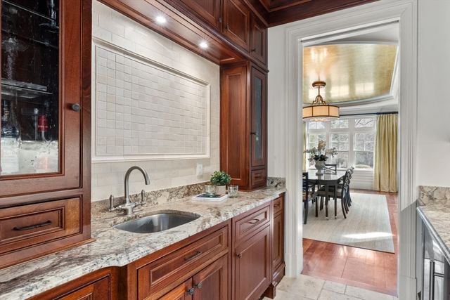 448 & 454 Concord Road, Weston, MA 02493