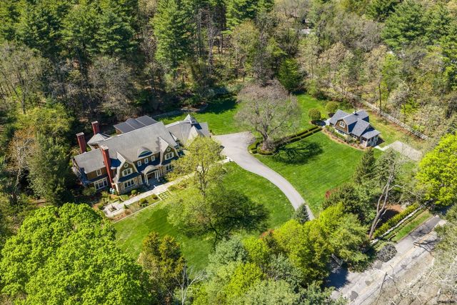 448 & 454 Concord Road, Weston, MA 02493