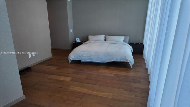 18555 Collins Avenue 905, Sunny Isles Beach, FL 33160