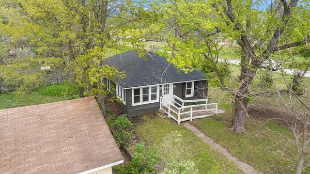 47 Wayne Street, Allegan, MI 49010