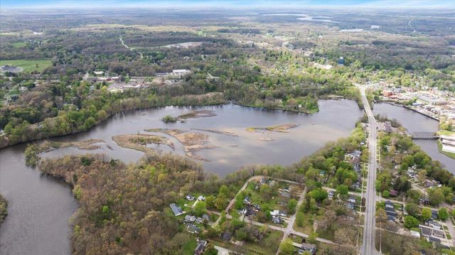 47 Wayne Street, Allegan, MI 49010