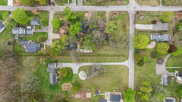 47 Wayne Street, Allegan, MI 49010
