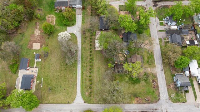 47 Wayne Street, Allegan, MI 49010
