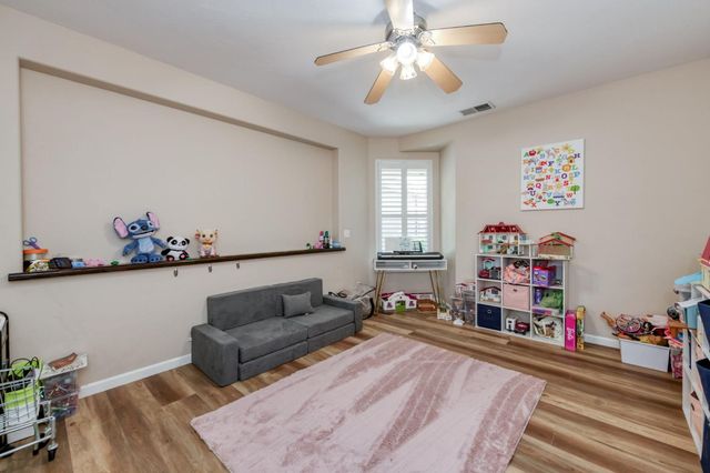 3129 3129 Ashcroft Avenue, Clovis, CA 93619