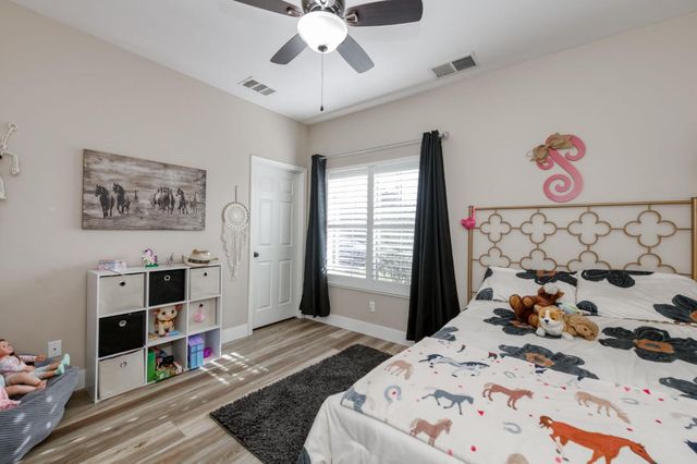 3129 3129 Ashcroft Avenue, Clovis, CA 93619