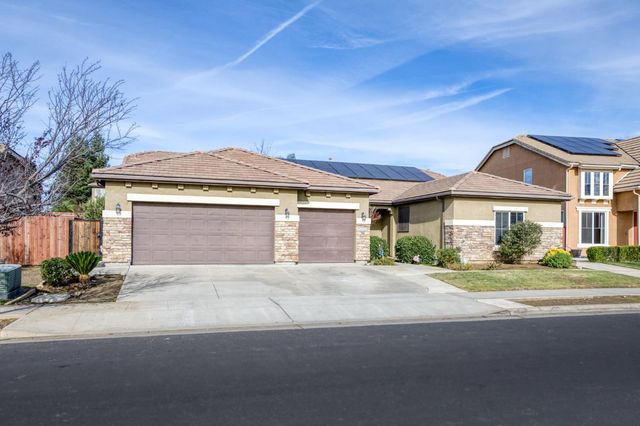 3129 3129 Ashcroft Avenue, Clovis, CA 93619