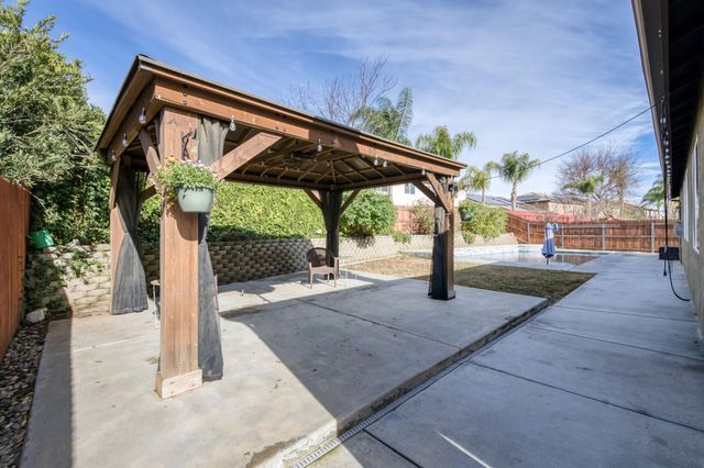 3129 3129 Ashcroft Avenue, Clovis, CA 93619