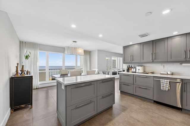 4301 N Ocean Boulevard 1206, Boca Raton, FL 33431