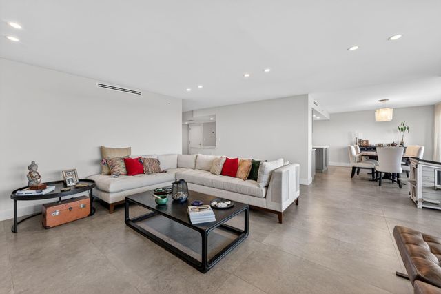 4301 N Ocean Boulevard 1206, Boca Raton, FL 33431