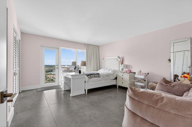 4301 N Ocean Boulevard 1206, Boca Raton, FL 33431