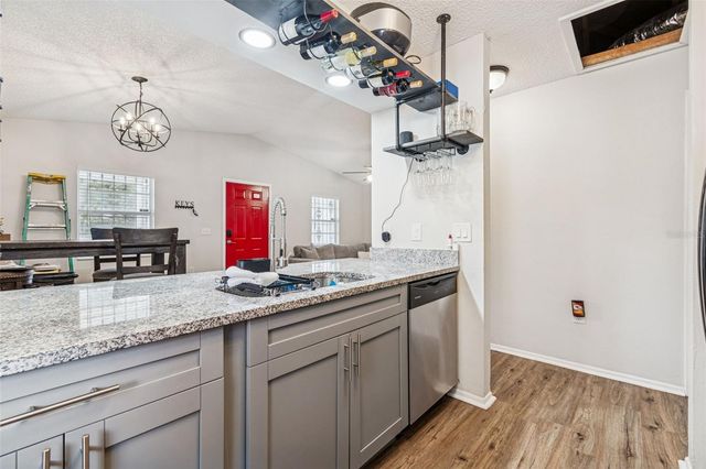 2101 W CHERRY STREET, Tampa, FL 33607