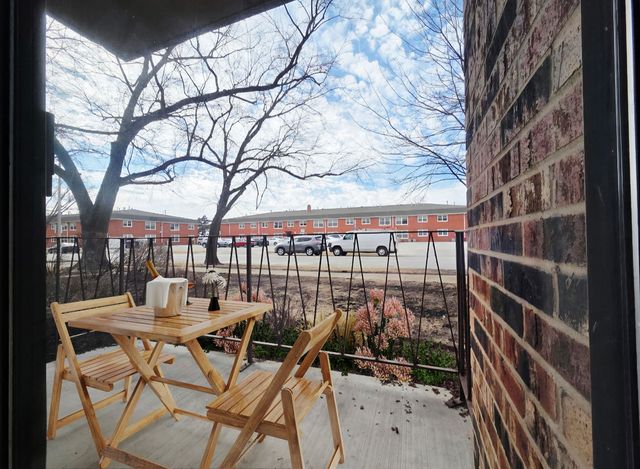 7117 W 93rd Street 104, Oak Lawn, IL 60453