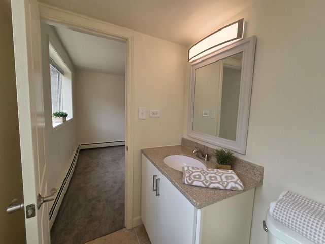 7117 W 93rd Street 104, Oak Lawn, IL 60453