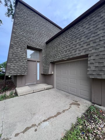 1637 Sheffield Drive, Elgin, IL 60123