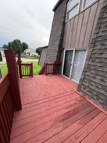 1637 Sheffield Drive, Elgin, IL 60123