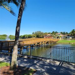 2463 Centergate Dr 103, Miramar, FL 33025