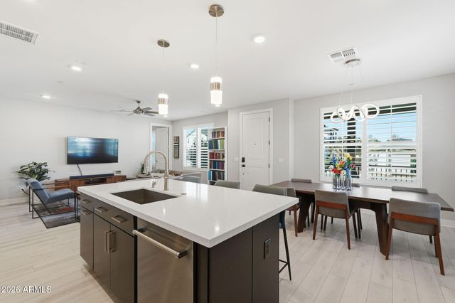 11300 N CASA DEGA Drive 1093, Surprise, AZ 85388