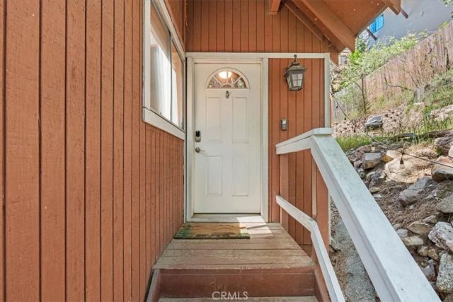 782 Virginia Court, Lake Arrowhead, CA 92352