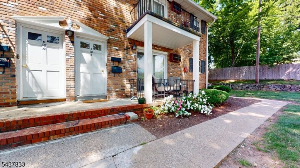 320 South St 18P P, Morristown Town, NJ 07960