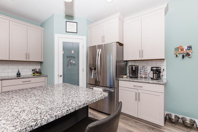 198 Lakeshore Circle, Georgetown, KY 40324