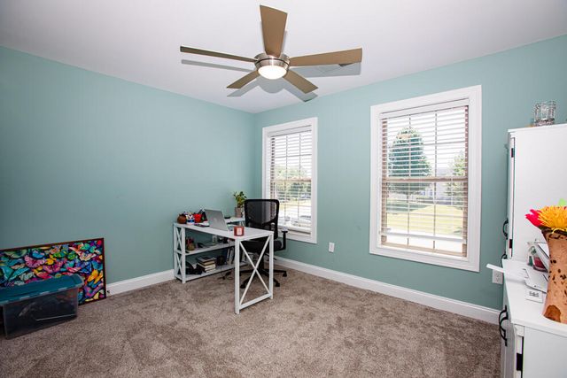 198 Lakeshore Circle, Georgetown, KY 40324