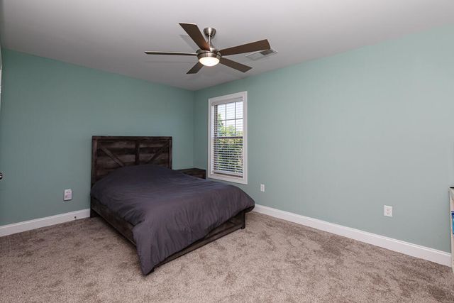 198 Lakeshore Circle, Georgetown, KY 40324