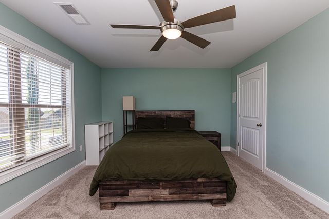 198 Lakeshore Circle, Georgetown, KY 40324