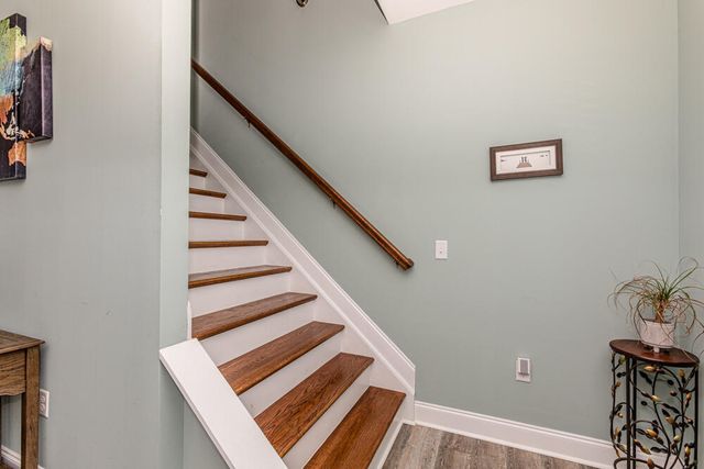 198 Lakeshore Circle, Georgetown, KY 40324