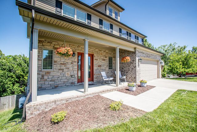 198 Lakeshore Circle, Georgetown, KY 40324