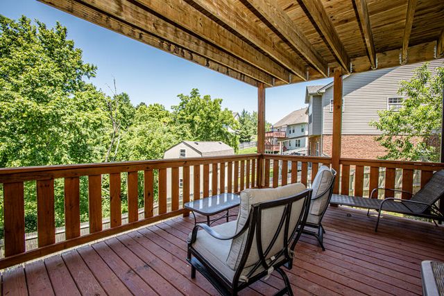 198 Lakeshore Circle, Georgetown, KY 40324