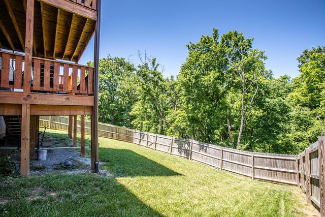 198 Lakeshore Circle, Georgetown, KY 40324