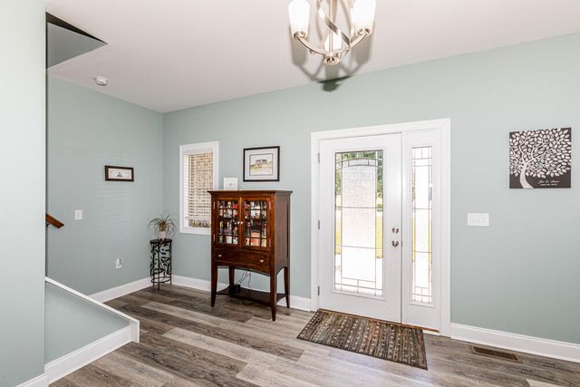 198 Lakeshore Circle, Georgetown, KY 40324