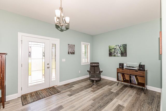 198 Lakeshore Circle, Georgetown, KY 40324